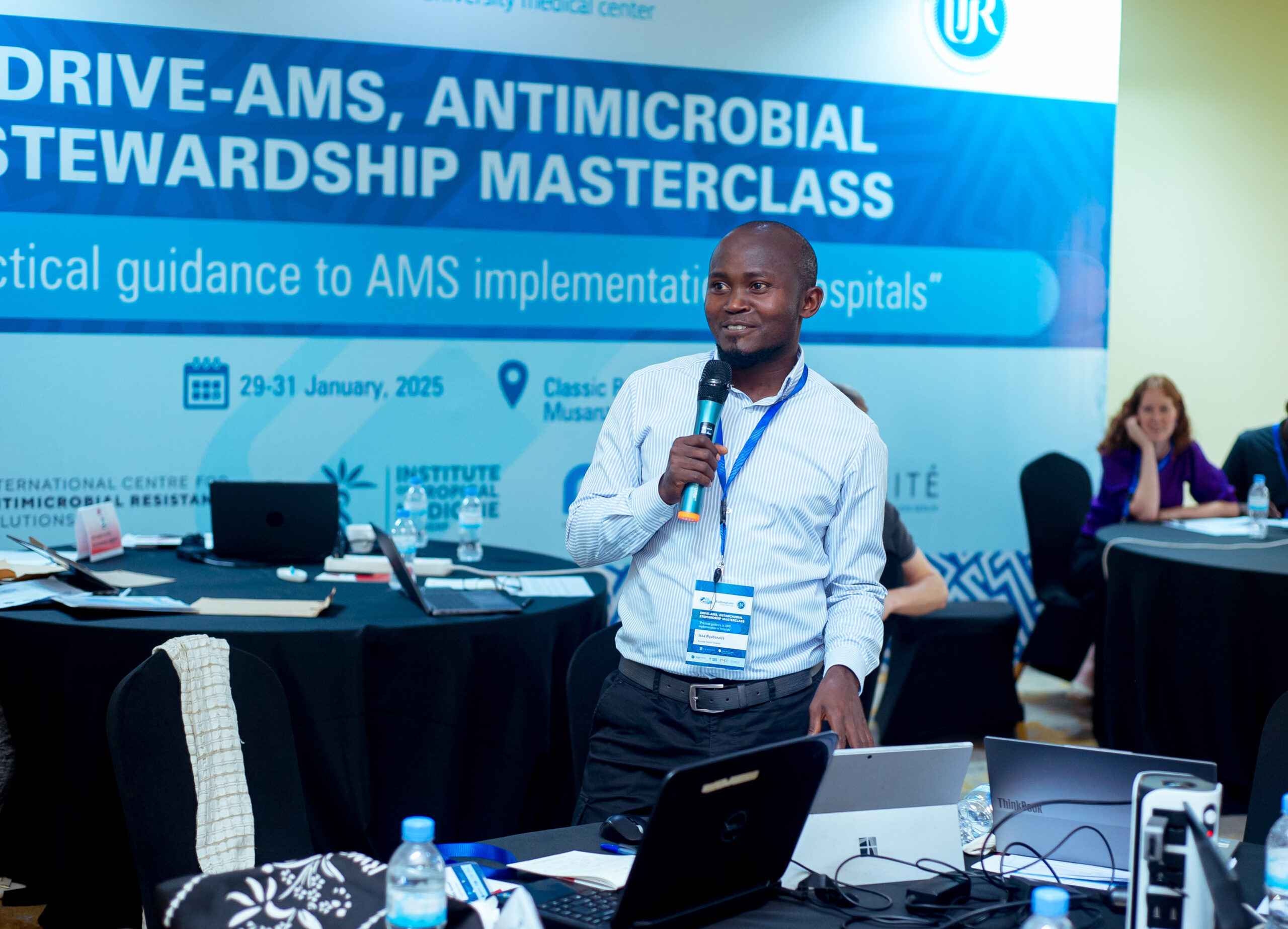 Lire la suite à propos de l’article drive-AMS Masterclass equips Rwandan teams for better antibiotic stewardship